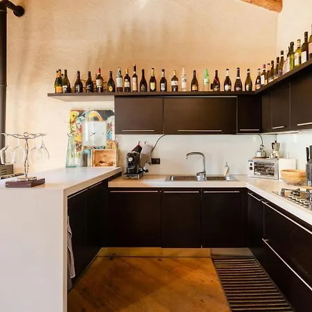 Accogliente Rustico In Prosecco Valley San Pietro Di Feletto